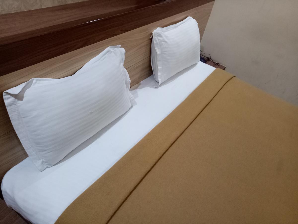 Hotel Deccan Park Hyderabad Bagian luar foto