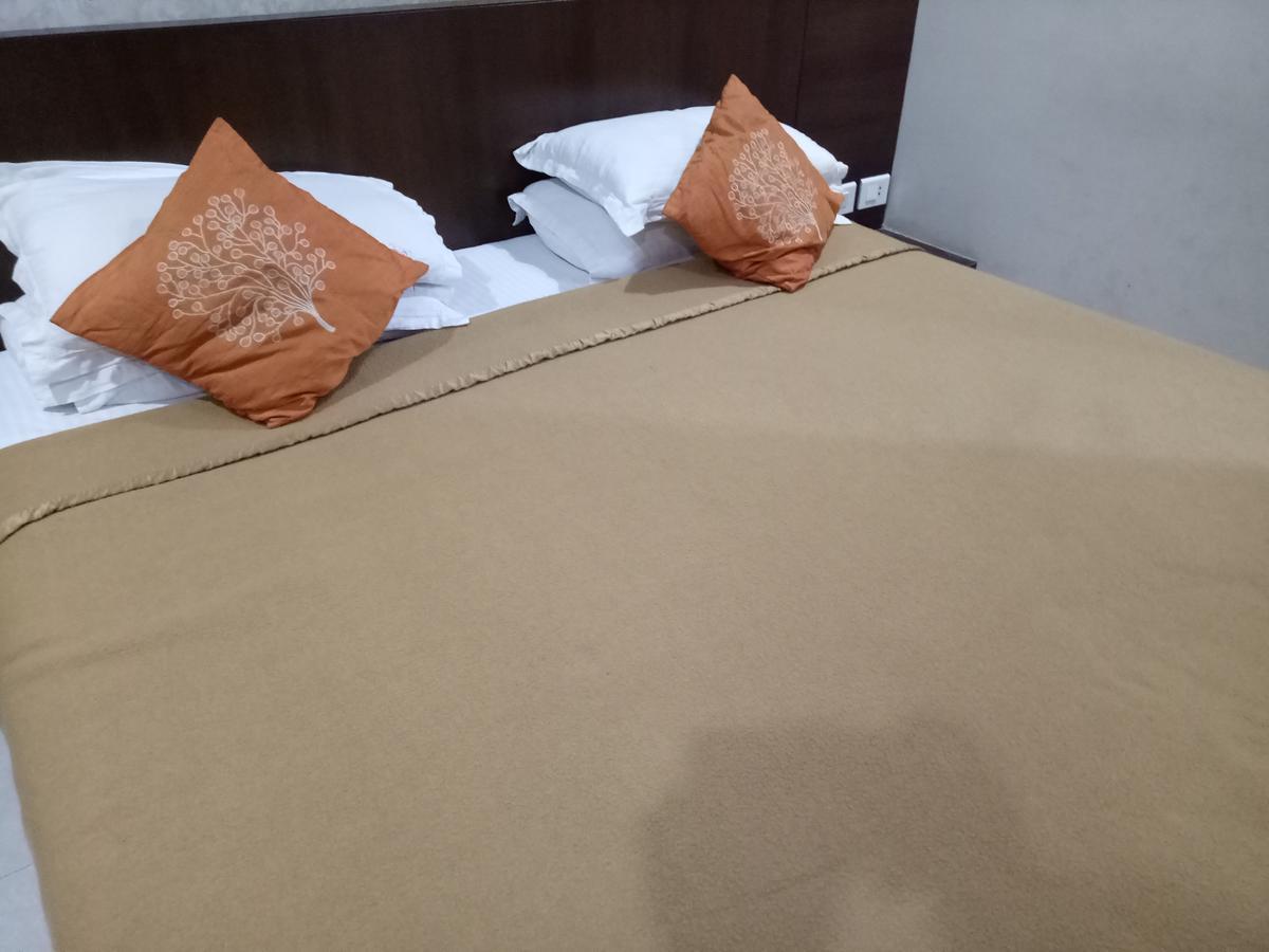 Hotel Deccan Park Hyderabad Bagian luar foto