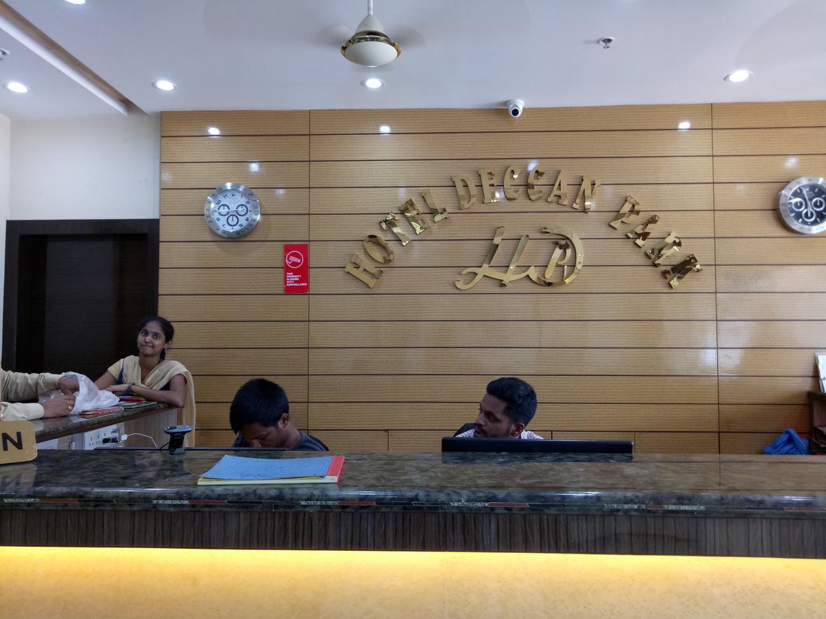 Hotel Deccan Park Hyderabad Bagian luar foto