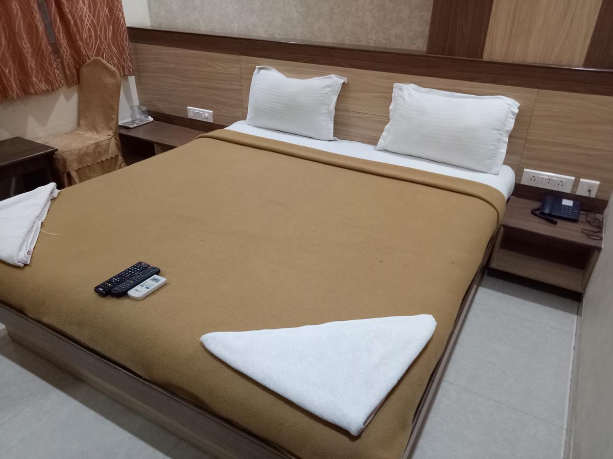 Hotel Deccan Park Hyderabad Bagian luar foto