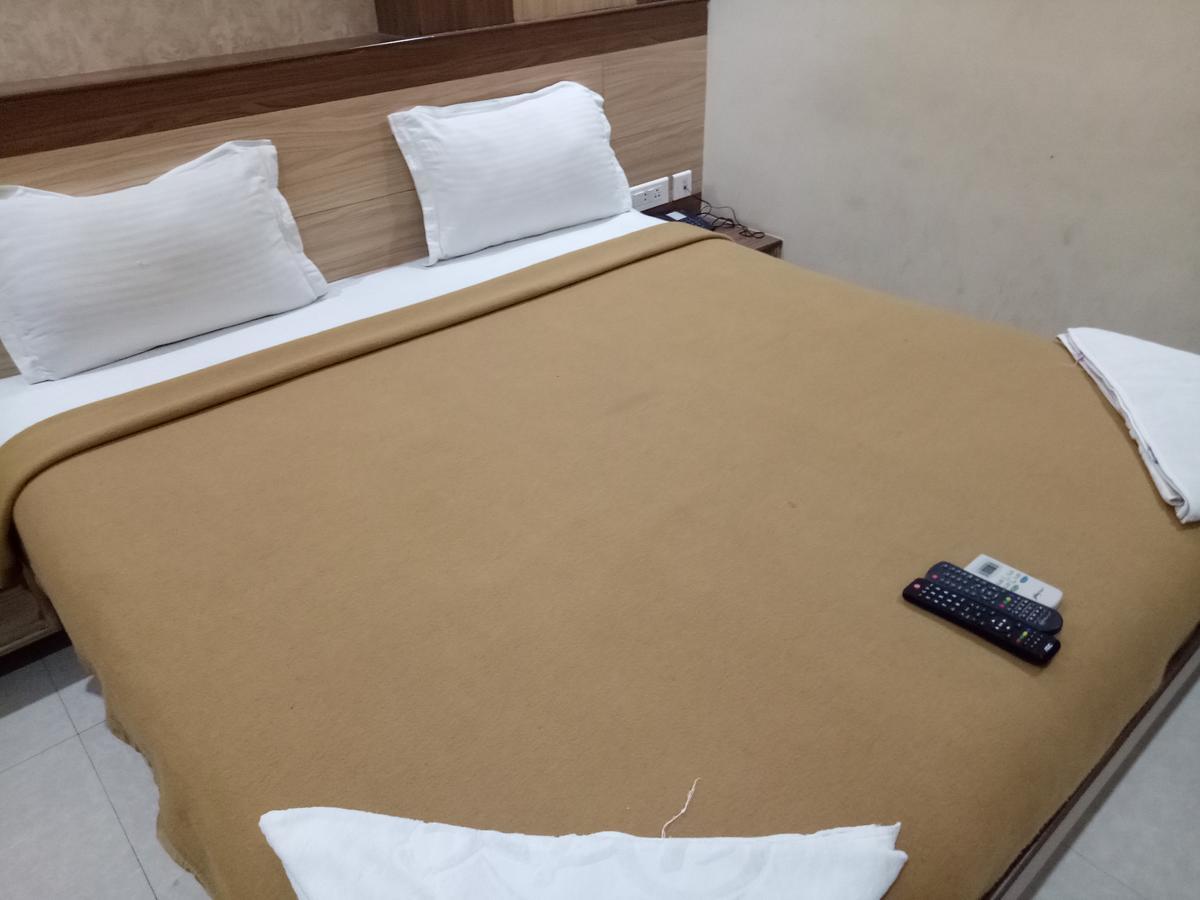 Hotel Deccan Park Hyderabad Bagian luar foto