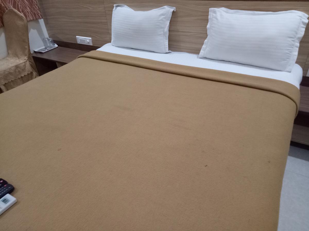 Hotel Deccan Park Hyderabad Bagian luar foto